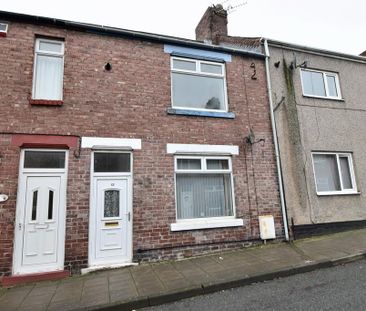 3 bedroom terraced house to rent - Photo 5