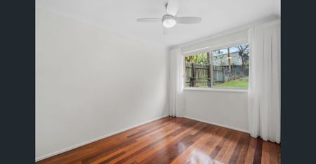 Renovated Family Home In A Quiet Street! - Photo 4