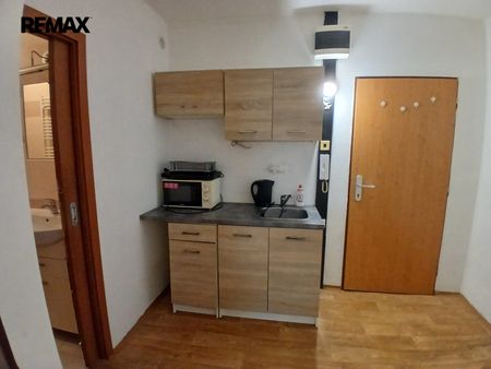 Pronájem bytu 2+kk v osobním vlastnictví 41 m², Litoměřice - Photo 3