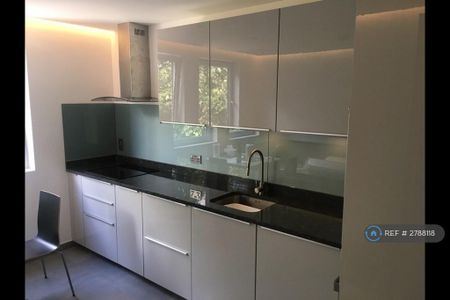 1 bedroom flat to rent - Photo 2