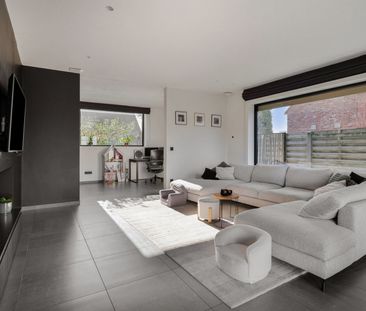 Hoogwaardig afgewerkte woning met 4 slaapkamers - Photo 1