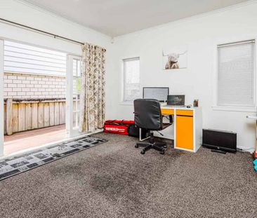 Price Reduction: Spacious Family Home with Stu... - Photo 2