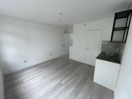 Studio to rent - Photo 4