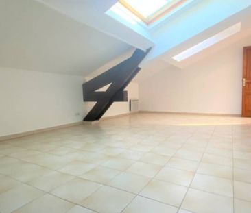 Location Studio - Photo 1