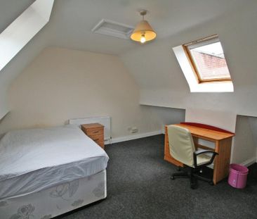 4 bedroom detached house to rent - Photo 1