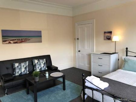 1 bedroom property to rent in Guildford - Photo 5