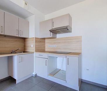 Location Appartement 2 pièces 40m² PERPIGNAN 66000 - Photo 3