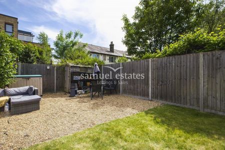 2 bedroom maisonette to rent - Photo 2