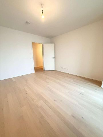 Modern und lichtdurchflutet: 2-Zimmer-Wohnung mit XXL-Loggia - 3. OG - Ideal für Paare! - Photo 2