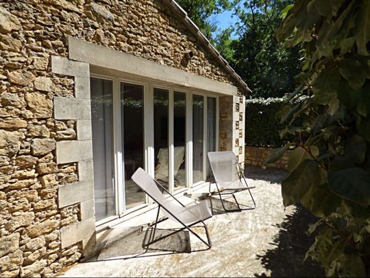 LUBERON - MÉNERBES: Le Petit Mas d'Eve en pierre avec piscine en pleine nature - Photo 1