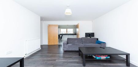 3 bedroom apartment to rent - Photo 3