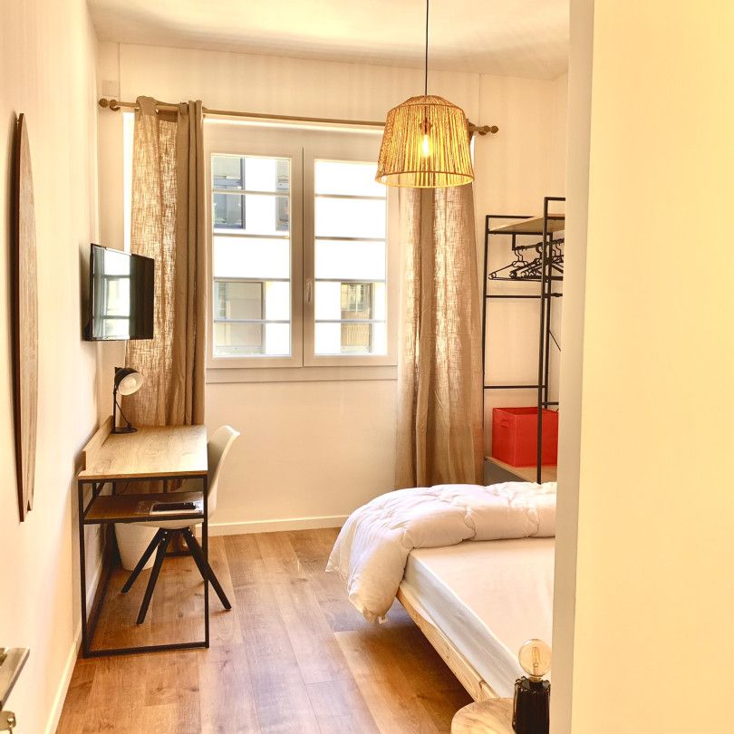 VINCENT ALLEGRE Roommate 4 Bedrooms at Toulon - Photo 1