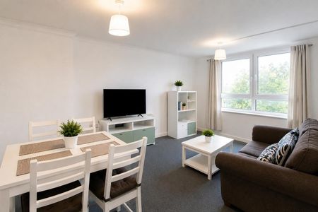 2 BED Flat To rent - Photo 2