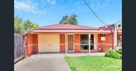 1/53 Ballan Road Werribee VIC - Photo 3