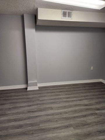 For Lease - 43 Chadwick Drive, Ajax, Ontario - Photo 4