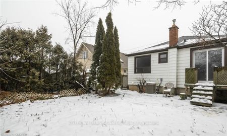 Detached Home For Lease | X8141756 - Photo 4