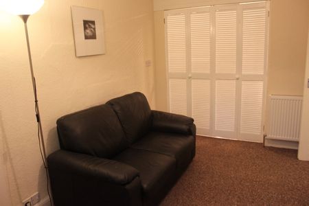 1 Bed Flat, Wardlaw Place, EH11 - Photo 2