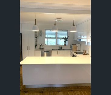 Lakeside Elegance with room for a boat - Photo 6