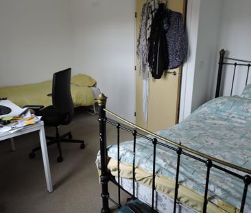 4 bedroom house to rent Caroline Way, Sovereign Harbour North, East... - Photo 6