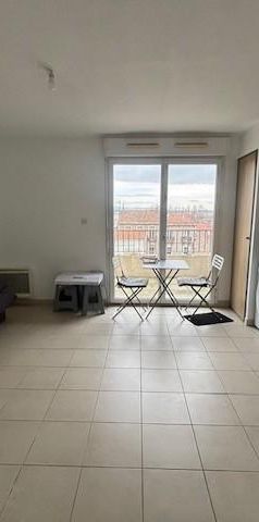 Location Appartement 1 pièce 24m² SETE 34200 - Photo 1