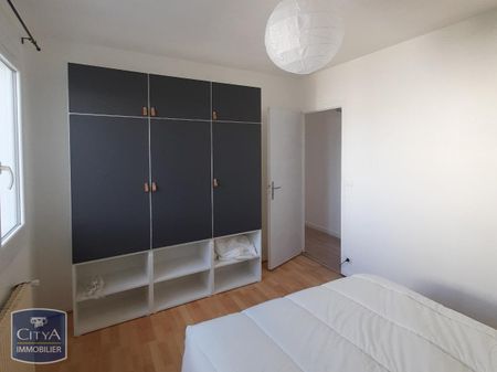 Location Maison 4 pièces 74m² ST MEDARD EN JALLES 33160 - Photo 2
