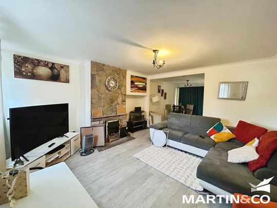 3 bedroom terraced house to rent - Photo 1