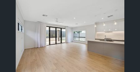 Modern Family Home in Modbury! - Photo 5