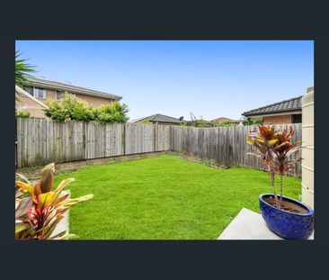 2/12 Christine Drive, Coomera, Qld 4209 - Photo 3