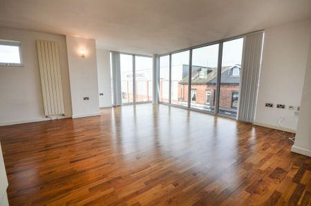 2 bedroom flat to rent - Photo 2