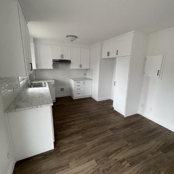 5 1/2 - Montréal (Saint-Leonard) - 1 900 $/mois - Photo 1