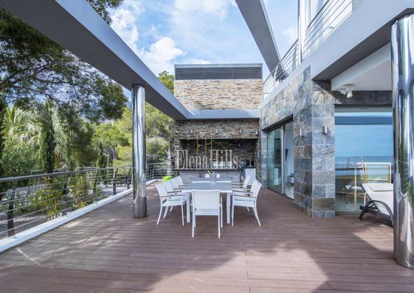 Modern seafront villa with incredible panoramic sea views in elite residential area of Altea, Alicante, Valencia