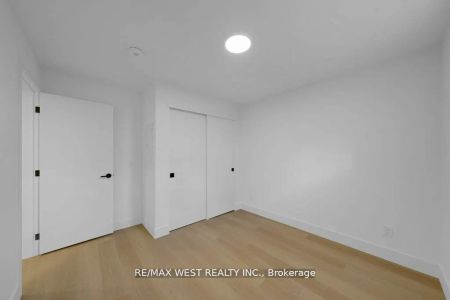 502 Atlas Avenue #A - Photo 4