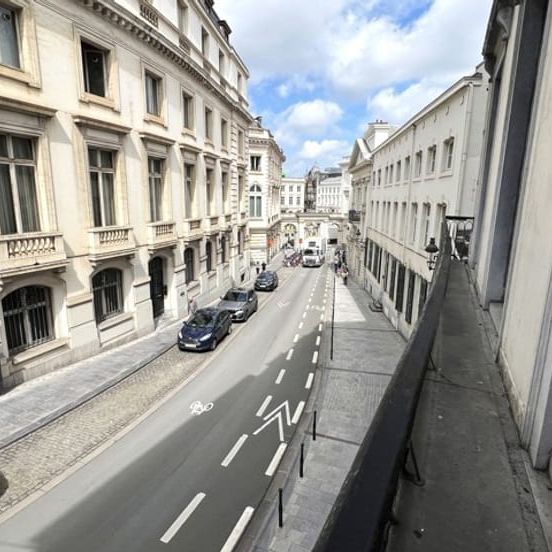 Appartement te huur - Photo 1