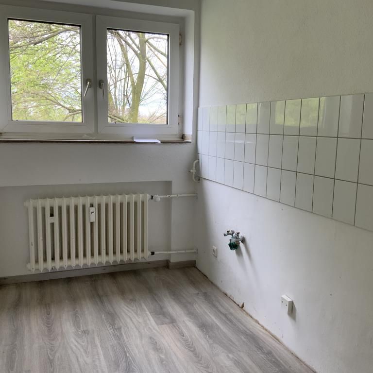 3-Zimmer-Wohnung mit Balkon in ruhiger Lage  ab sofort bezugsfertig - Photo 1