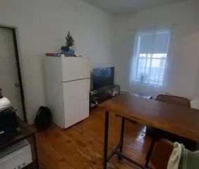 1 room apartment of 35m² in Montreal - Photo 2