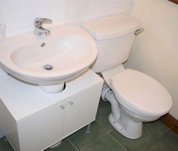 1 bedroom end of terrace house to rent - Photo 4
