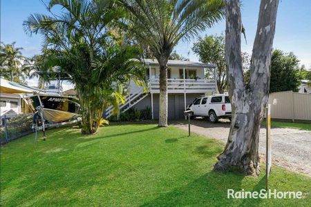 28 Lisa Street, Redland Bay, QLD 4165 - Photo 5