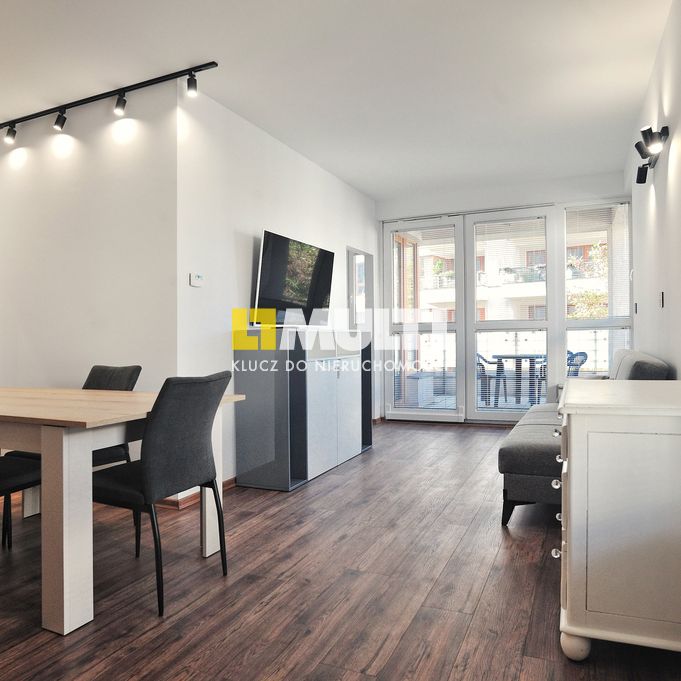 Stylowe mieszkanie 2-pokojowe blisko centrum - Photo 1