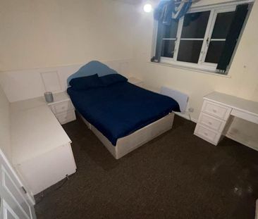 Room in a Shared House, Blakesley Mews, B25 - Photo 3