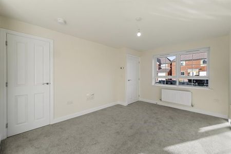 3 bedroom detached house to rent - Photo 2
