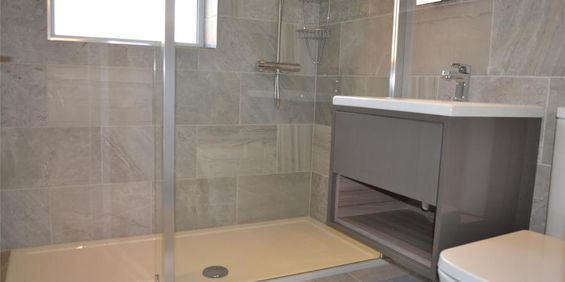 Station Road, Bishops Cleeve, Cheltenham, Gloucestershire, GL52 - Photo 3