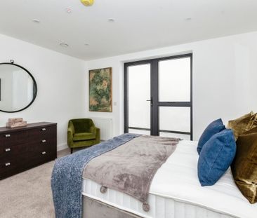 1 bedroom flat to rent - Photo 2