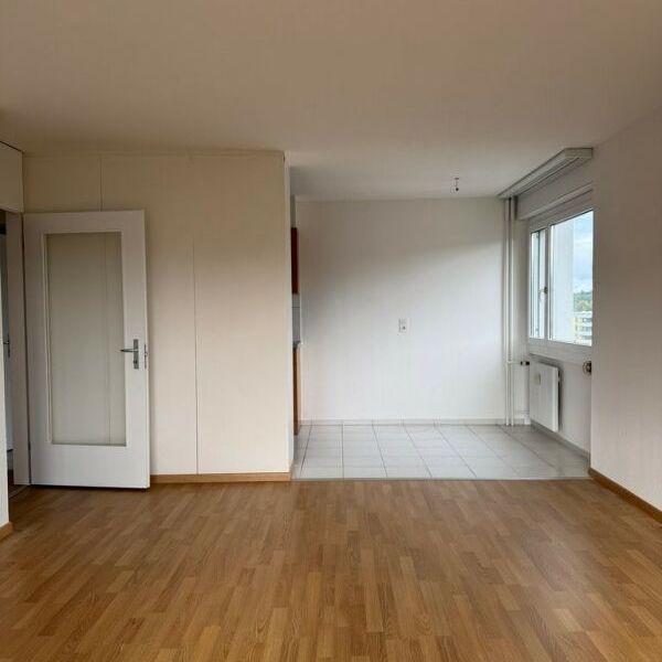 Schöne 3.5 Zimmerwohnung in Ostermundigen zu vermieten ! - Photo 1