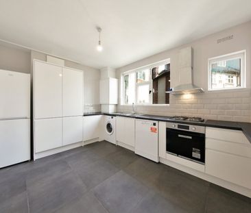 Anson Road, NW2, London - Photo 1