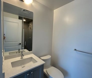 For Lease - 2343 Khalsa Gate Unit# 222, Oakville, Ontario - Photo 4
