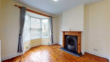 2 bedroom terraced house to rent - Photo 2