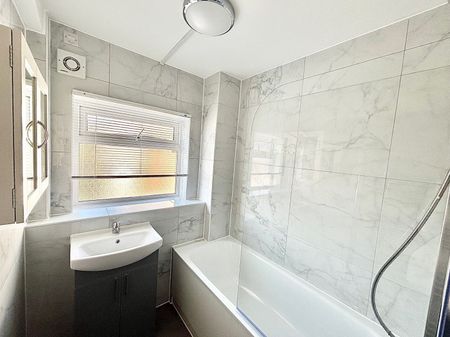 Woodhouse Road, Leytonstone, E11, London - Photo 5
