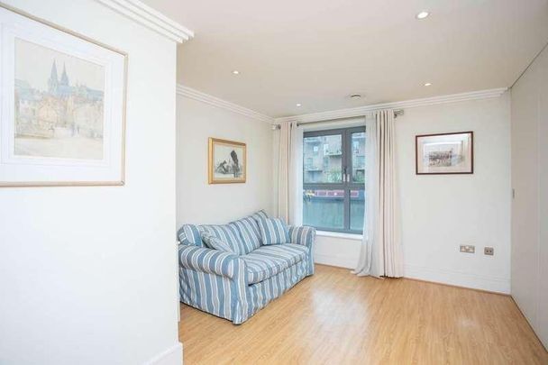 Tallow Road, Brentford, TW8 - Photo 1