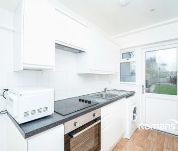 3 bedroom terraced house to rent - Photo 6