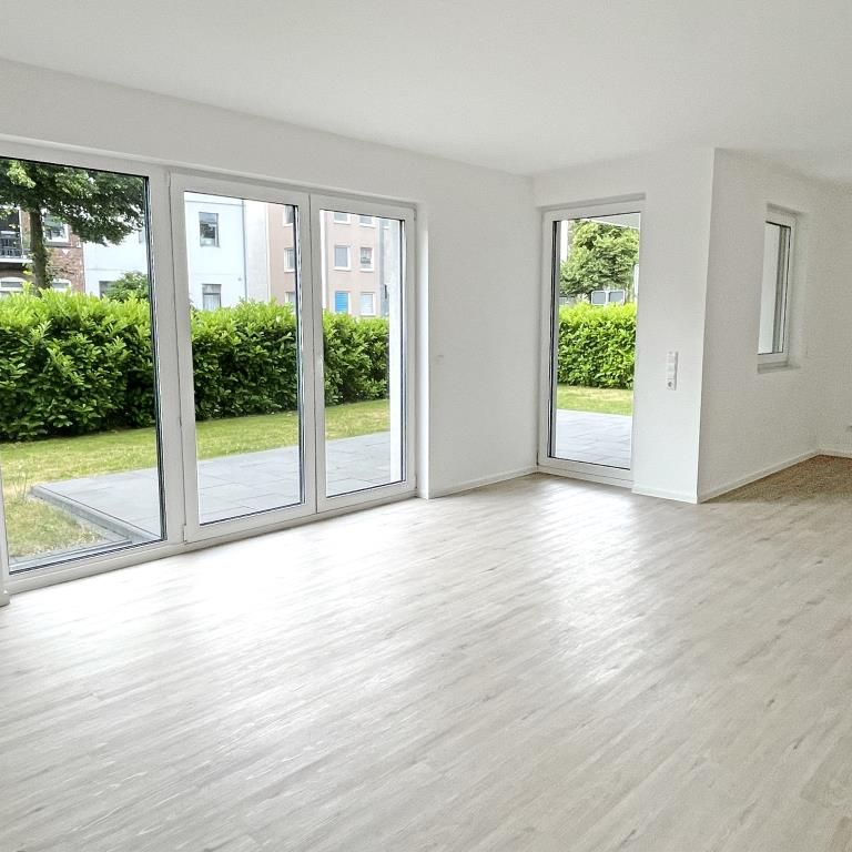 Sonnige 2-Zimmer-Wohnung - mit eigener Terrasse! - Foto 1